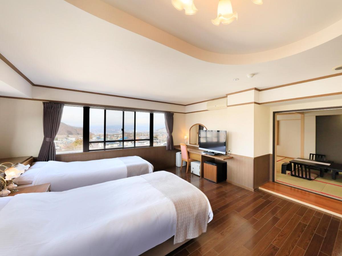 Hotel Tsubakino Яманути Экстерьер фото